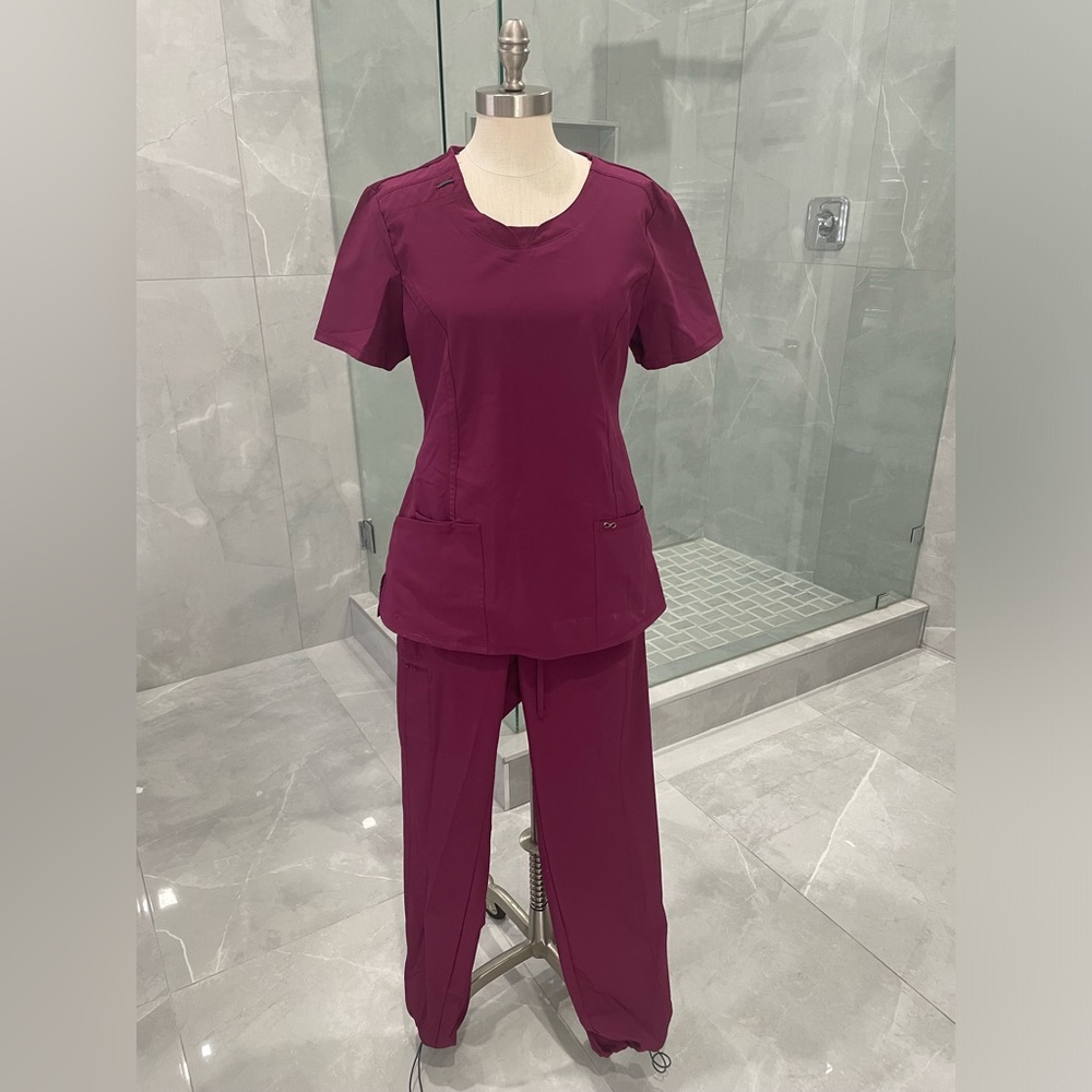 CHEROKEE INFINITY PURPLE SCRUB SET SIZE M